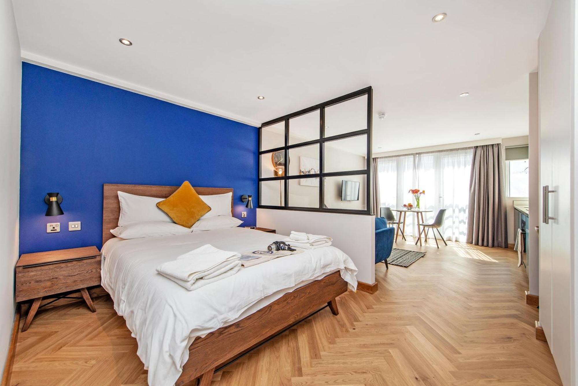 Farringdon Serviced Apartments By Lovelystay Londra Esterno foto