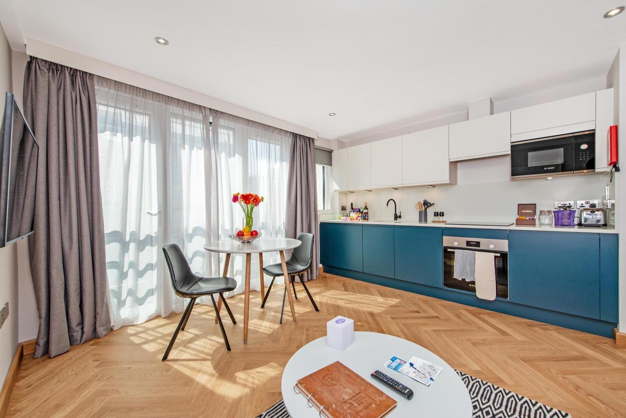 Farringdon Serviced Apartments By Lovelystay Londra Esterno foto